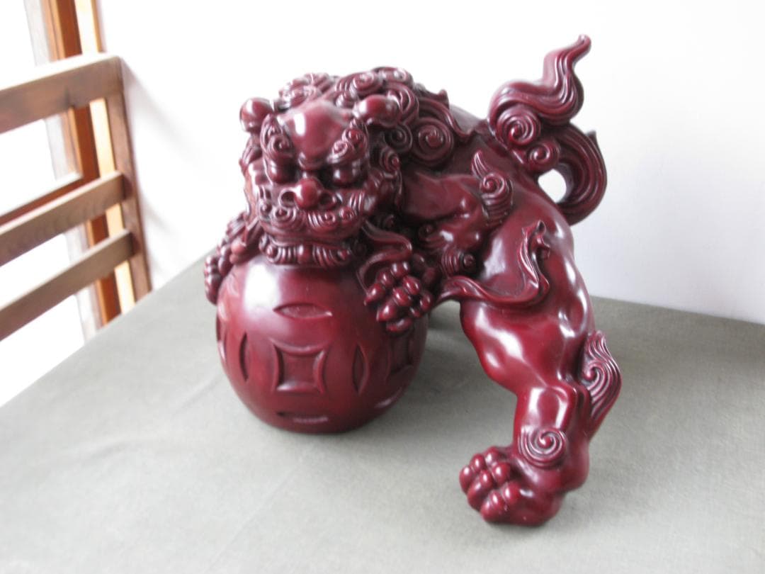 玉獅子 置物 縁起物 招福 厄除け 魔除け 木彫り 昭和レトロ -完成品