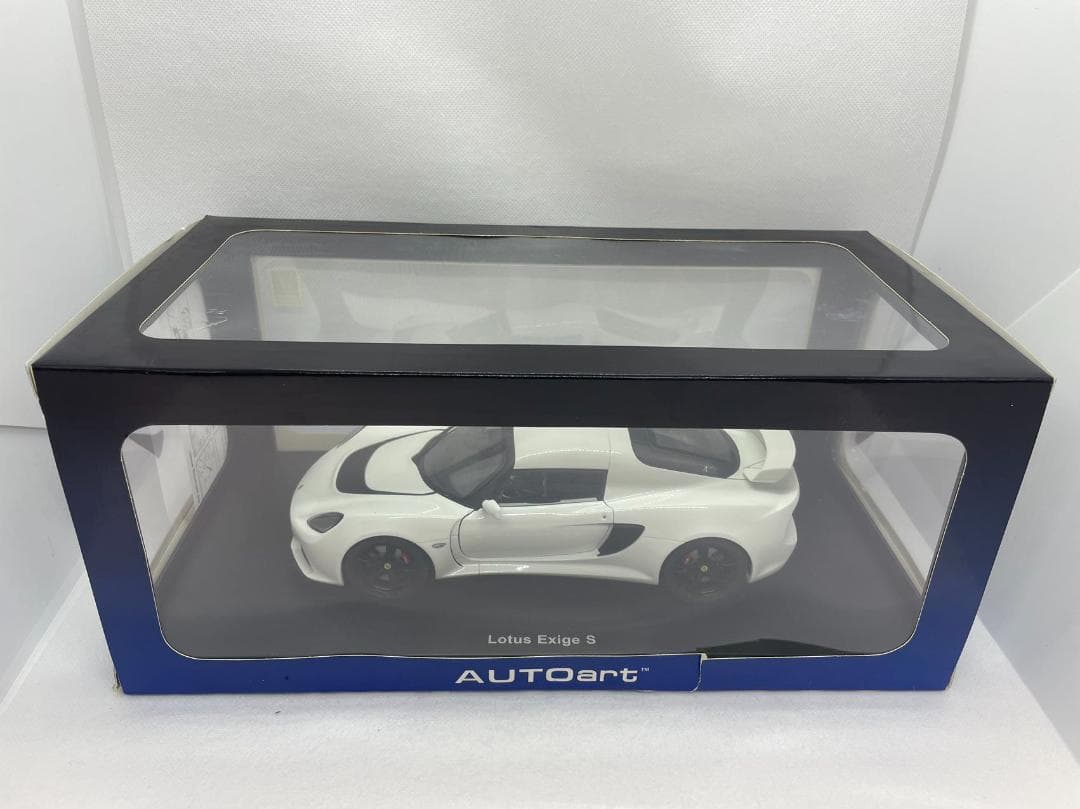 101-006 オートアート 1/18 ロータス エキシージ S White