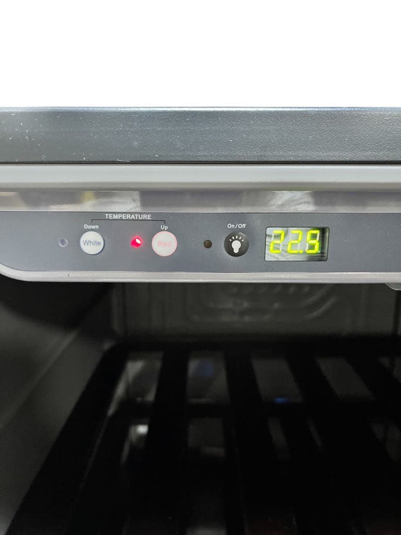 フォルスター ワインセラー FJC-85G(BK)