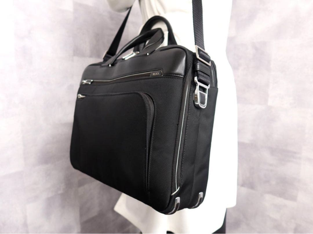 TUMI アリヴェ レスター 255004D2 ビジネスバッグ レザー 本革 紺