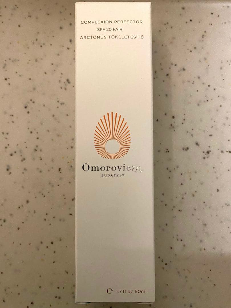 新品☆ オモロヴィッツァ BBクリーム コンプレクションパーフェクト 50ml