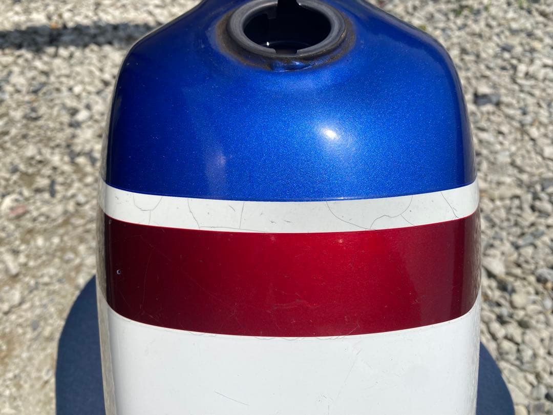 24日まで値下げ】HONDA ホンダFTR 純正タンク美品トリコロール