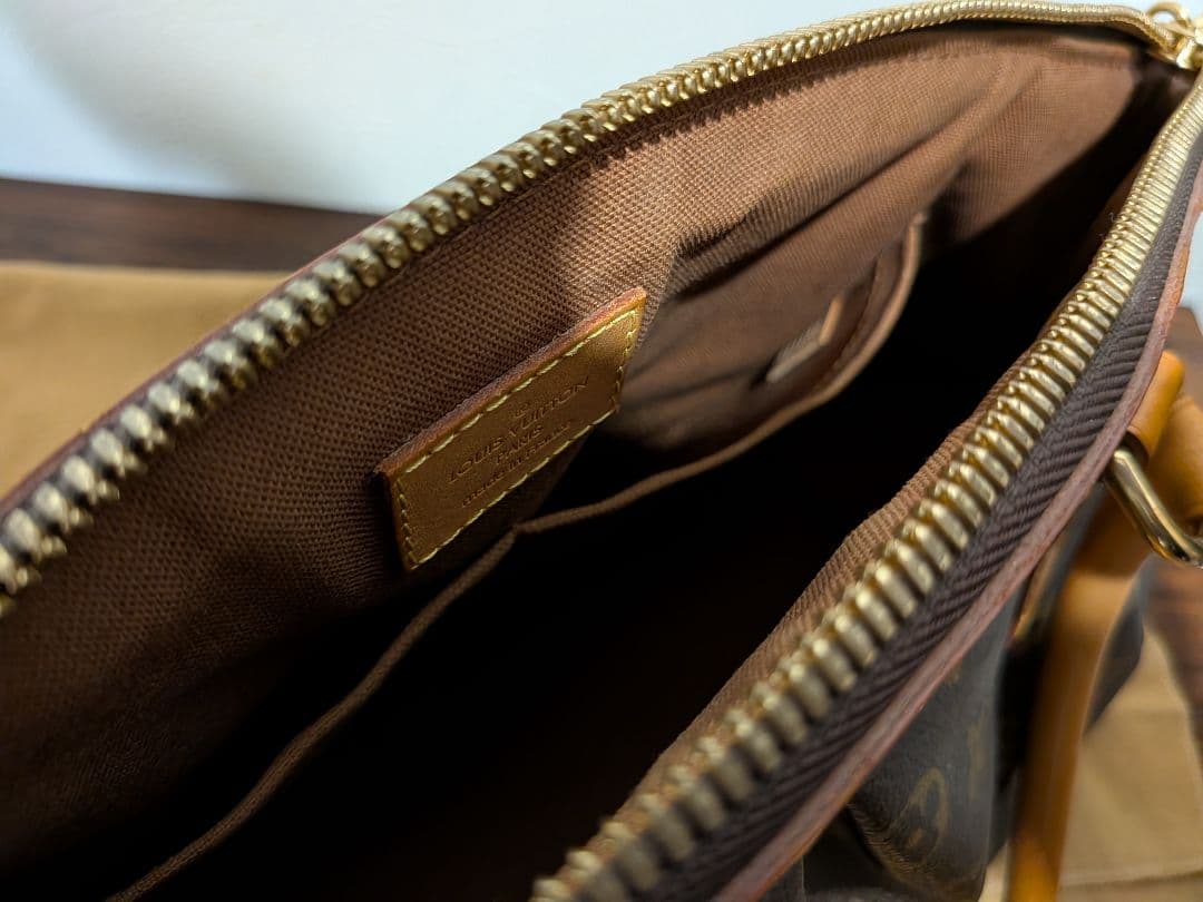 Louis Vuitton モノグラム ティヴォリPM