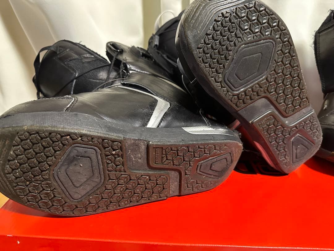 EDGE スノーボードブーツ ブラック 26.5センチ　②