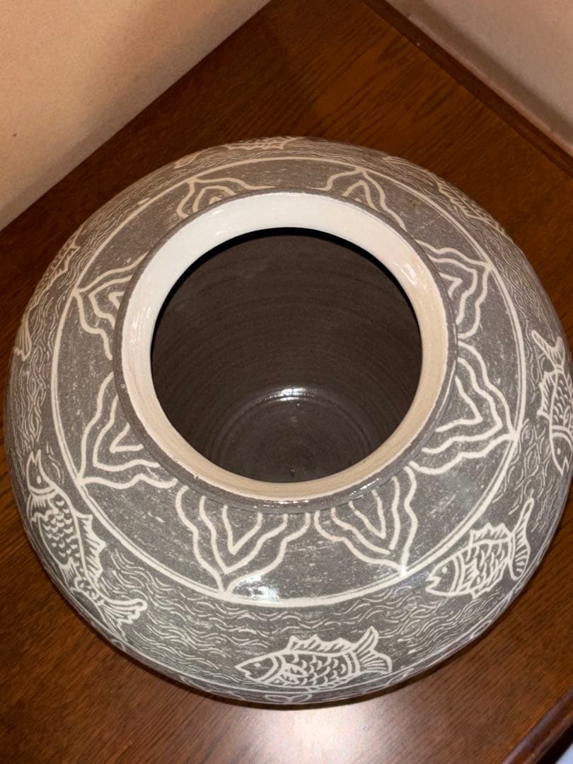 古堂 趙斗彦 掻き落とし 魚文様 大壺 共箱 説明書付き 高麗青磁 美