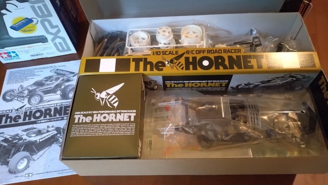 タミヤ　1/10RC　ホーネット　フルセット　予備バッテリー＋充電器付き