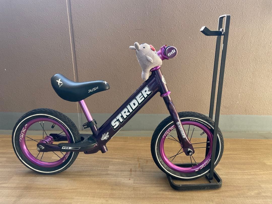 ストライダー　ゴムタイヤ　12インチ　STRIDER ハイトラクション12インチホイール＆ゴムタイヤ2本セット（全6色