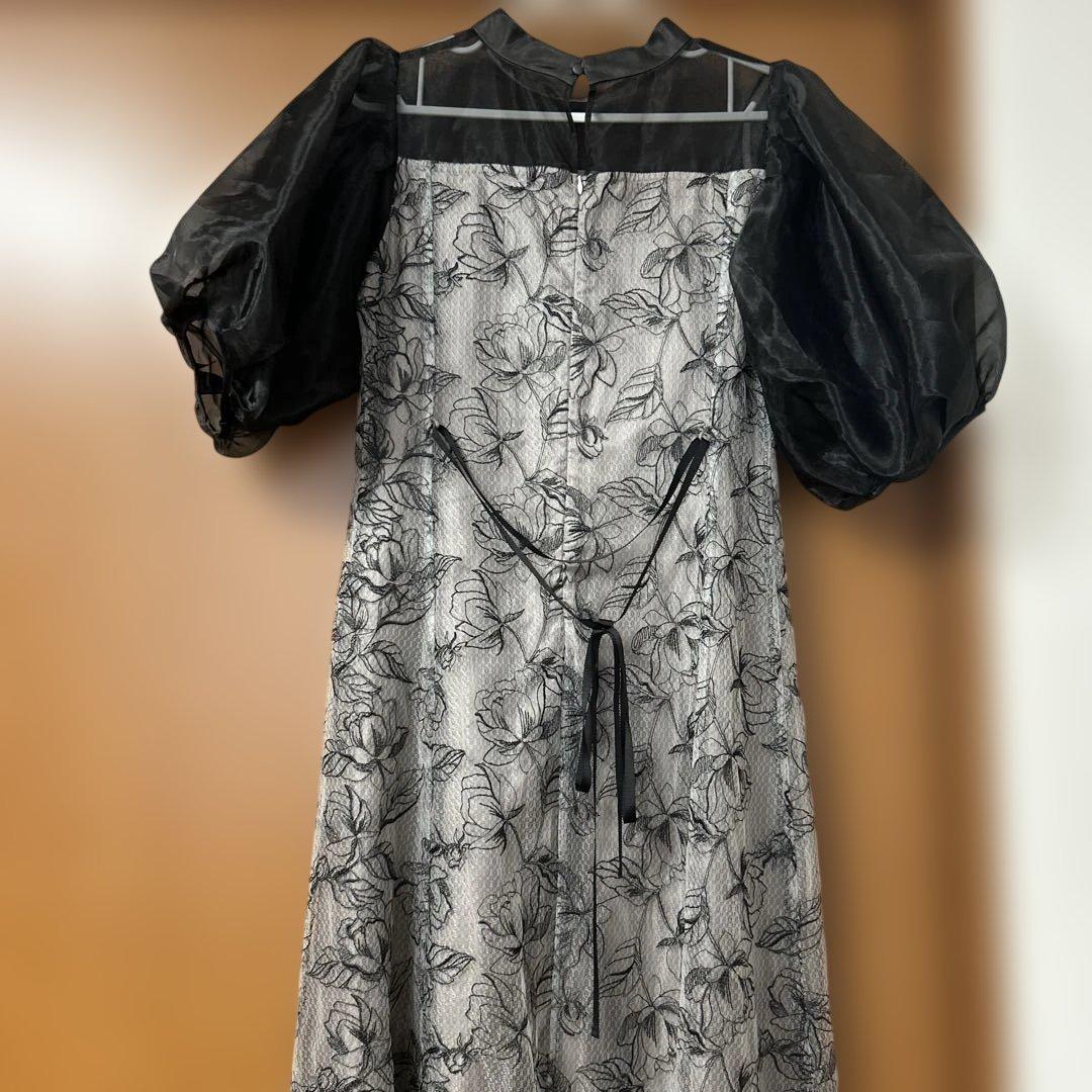 専用⭐︎フラワープリント パフスリーブドレス　petirobe オケージョン