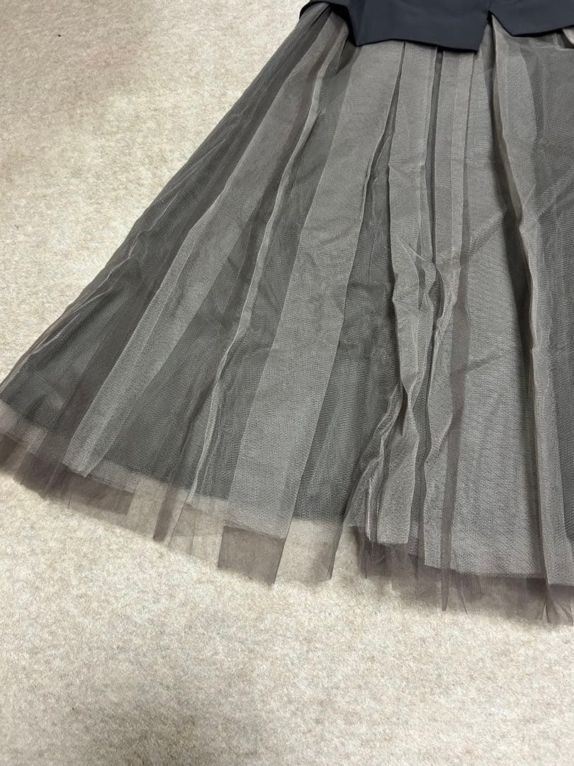 モダンエレガントなノースリーブ チュールレイヤード4層