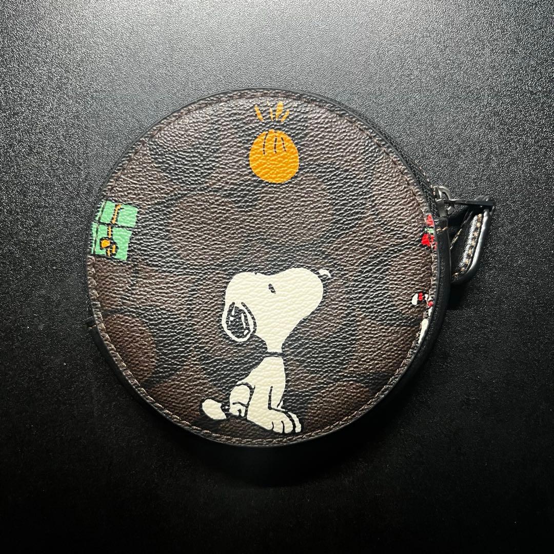 COACH x PEANUTS スヌーピー ケース
