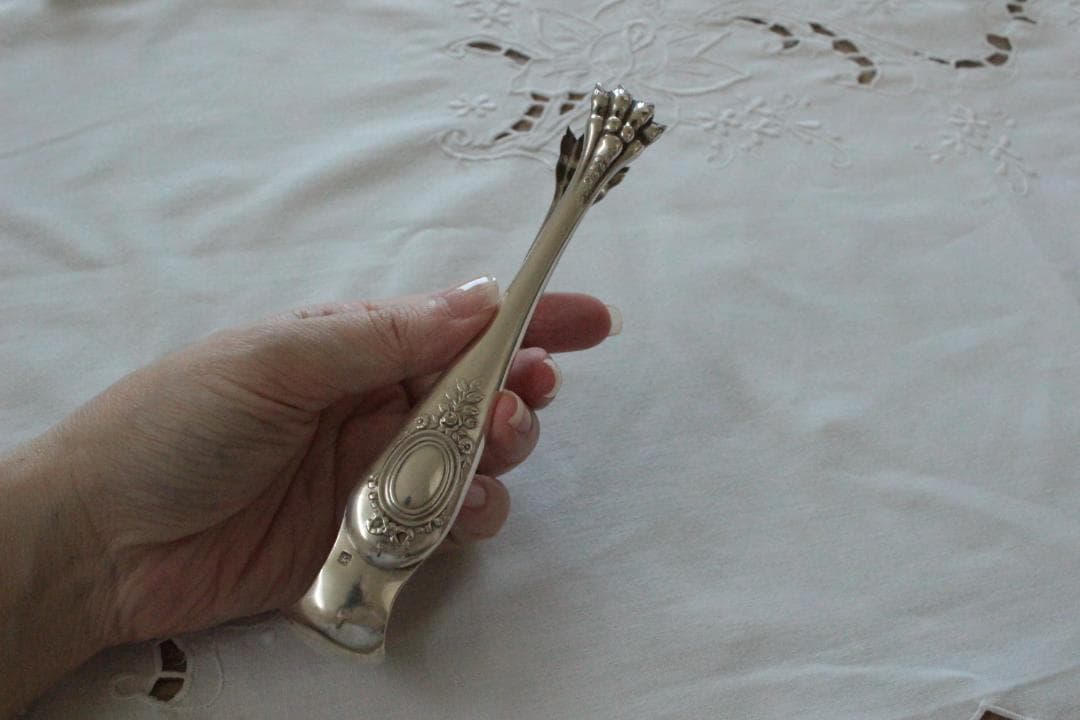 B】シルバーコーティングのトング/野獣の足・フランスアンティーク