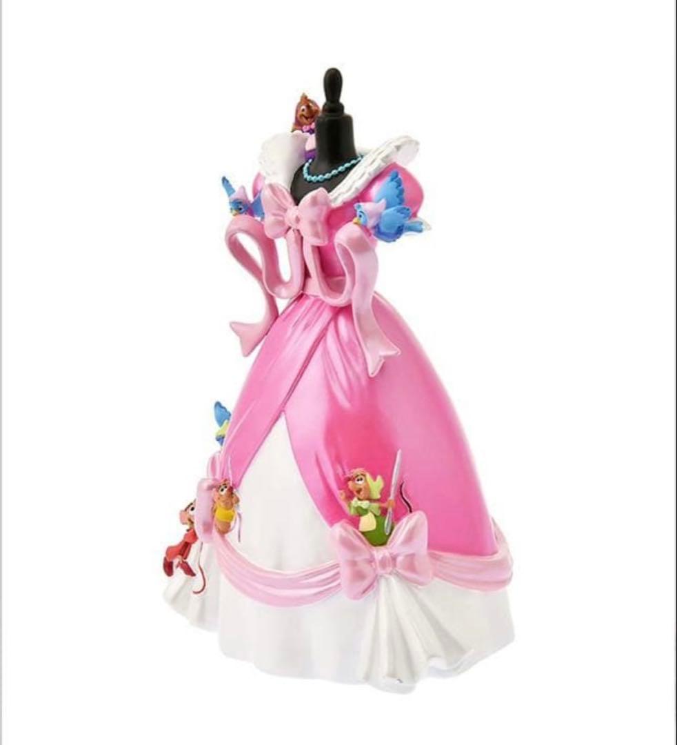 ディズニー　シンデレラ　ドレス　フィギュア　ストーリー