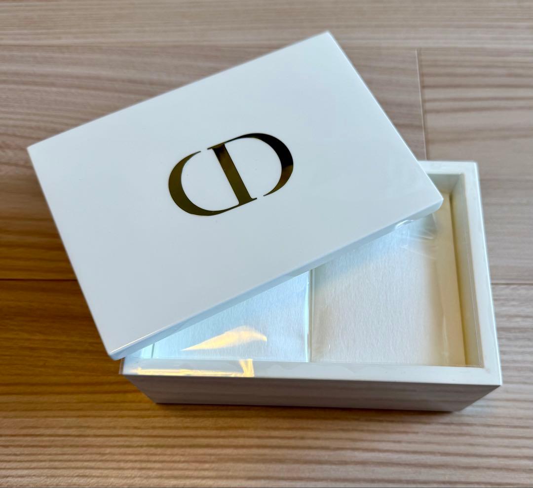 Dior ディオール ノベルティ バニティ アイマスク シュシュ コットンケース