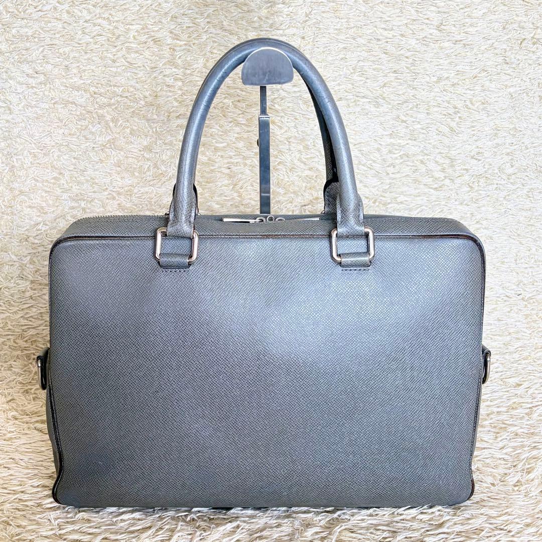 Louis Vuitton タイガ ポルトドキュマンPDB M32711 グレー