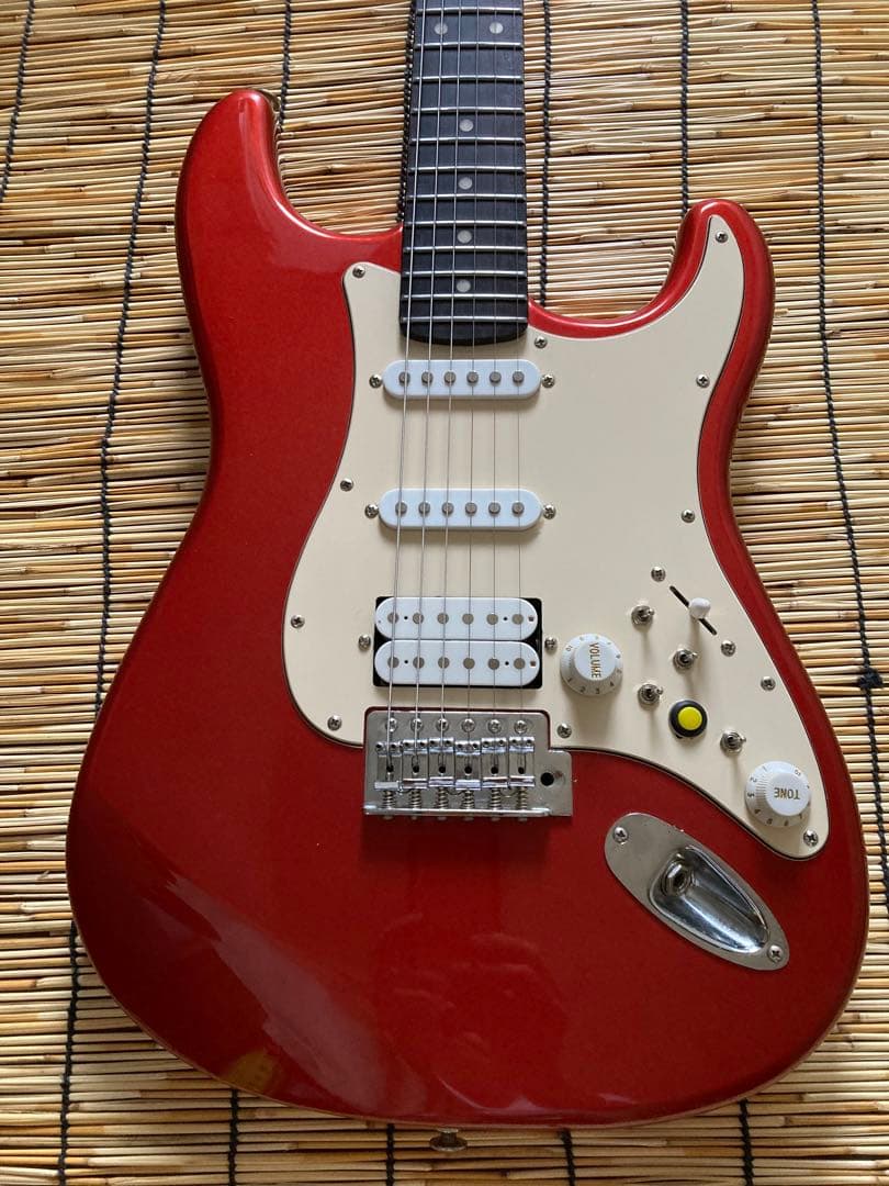 ☆依頼値下　☆美品　新機能満載で多彩な音色　希少な一本　Buskers ST