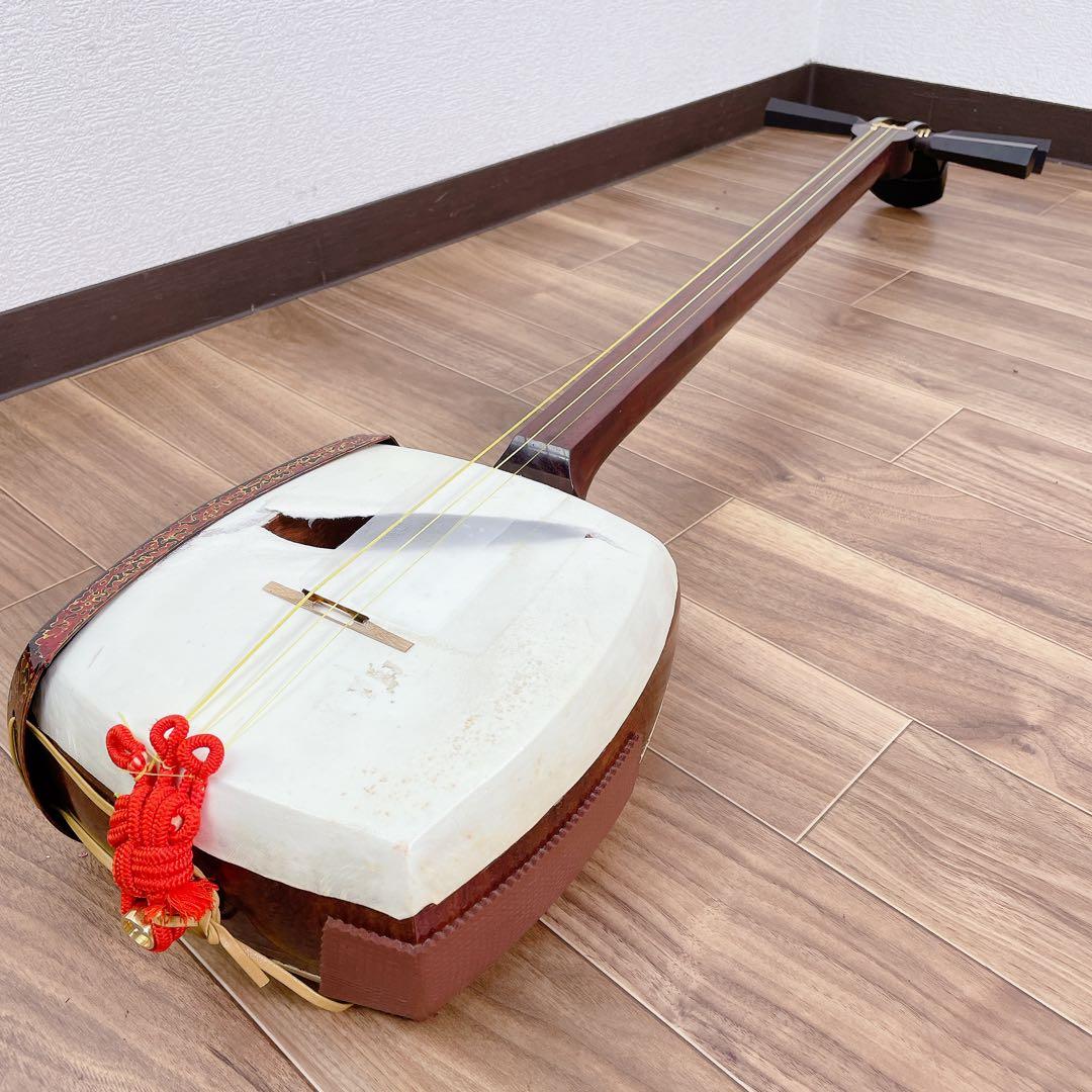 □ 津軽三味線 子持 綾杉彫 紅木 二枚溝 津軽三味線 高級 金ホゾ