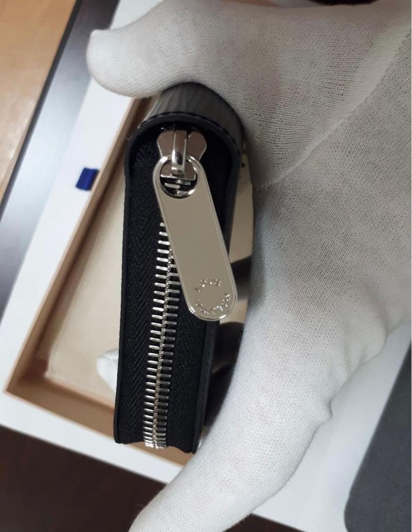 LOUIS VUITTON エピジッピー ウォレット ブラック 新品