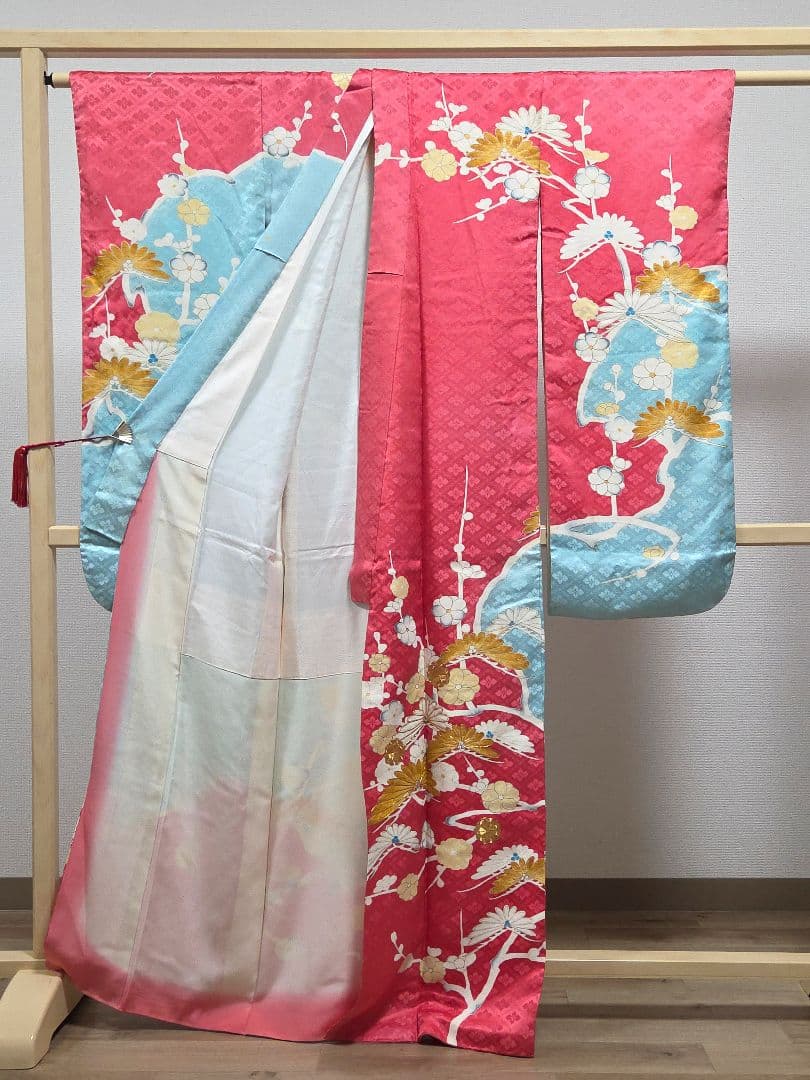 97【美品】成人式 正絹 袷 金糸＆手書き 振袖のみ