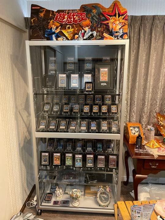 ヨメテラス社製 UVカットコレクションケース【特注アクリル製】