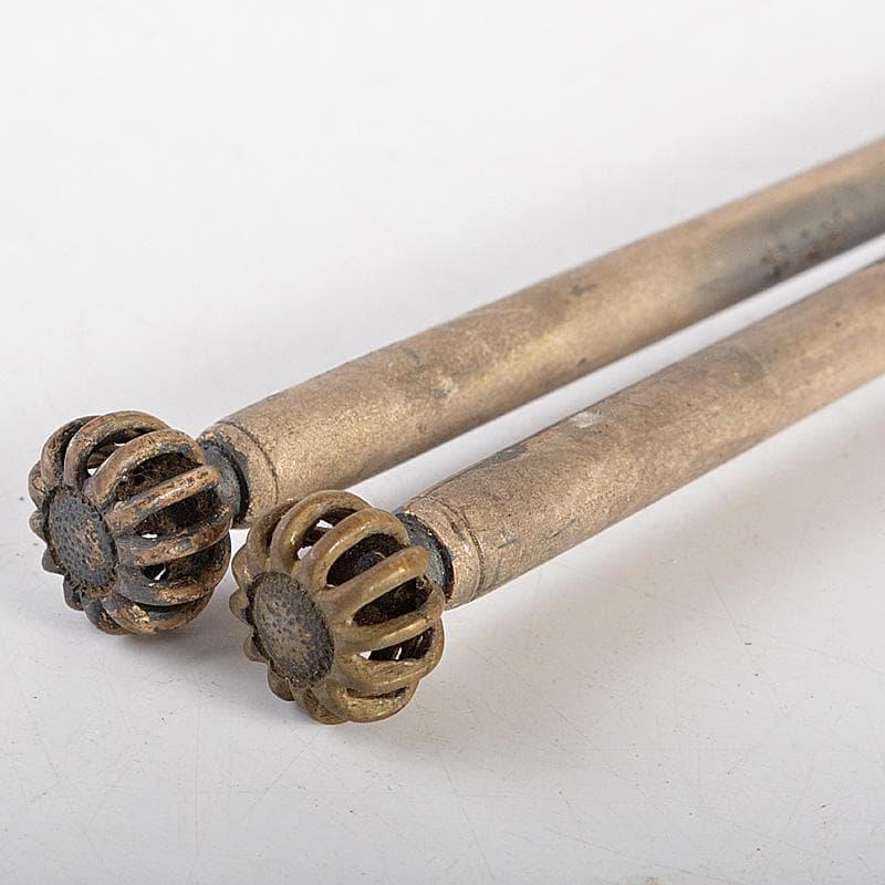 m 茶道具　竹影堂　栄真造　南鐐　菊頭透火箸　共箱　C　6044