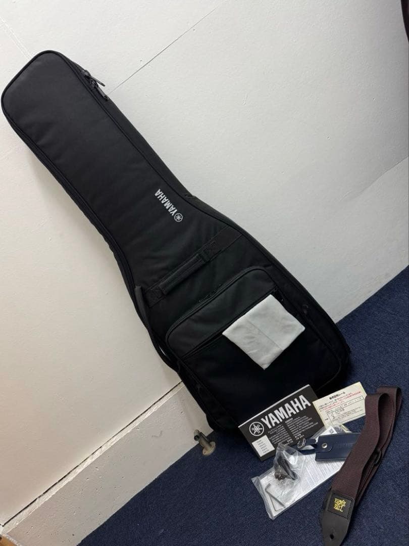 【限定値下げ】YAMAHA☆RSS02T☆ギター☆クリップチューナー付☆中古