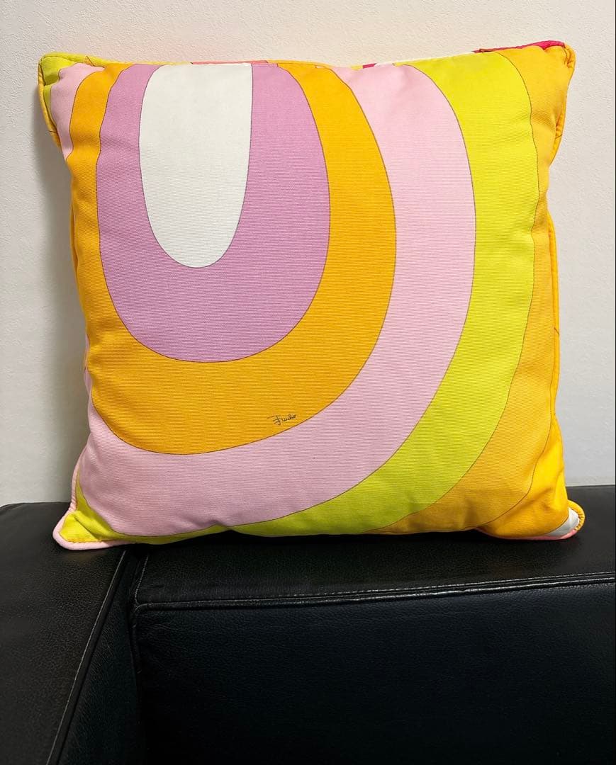 EMILIO PUCCI クッション 　エミリオ・プッチ　イエロー ピンク