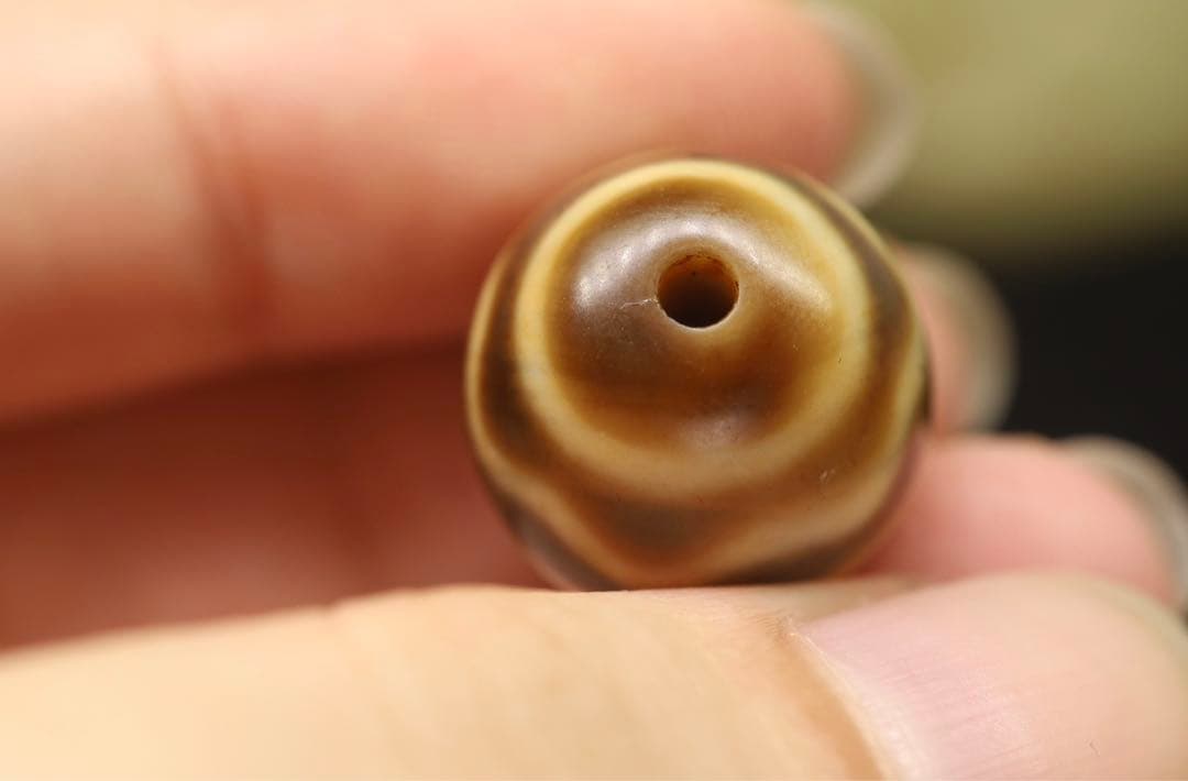 本物 ミニ老天珠 チベット ジービーズ 水紋「流水紋天珠 」Dzi beads