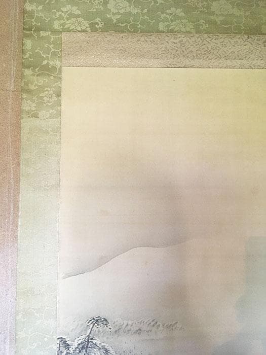 掛軸 湖畔雪景 絹本 銘あり 共箱 中古 古物 19.08.03-2.