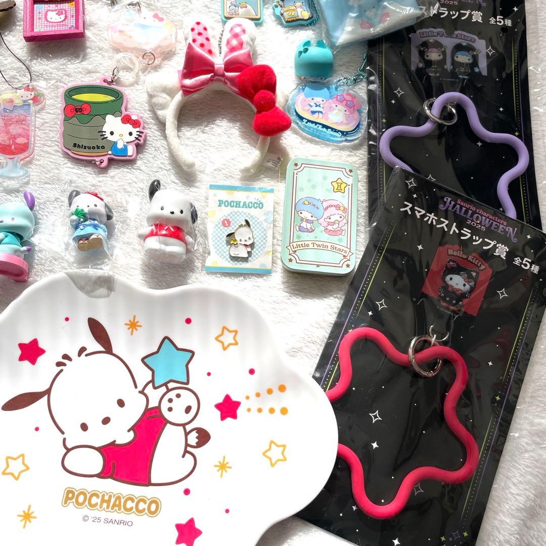 ☆☆サンリオまとめ売り・ぬいぐるみ・フィギュア・キーホルダー・置き時計等☆☆
