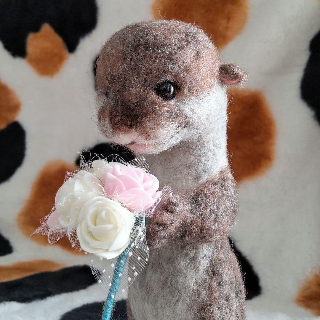 羊毛フェルト コツメカワウソ