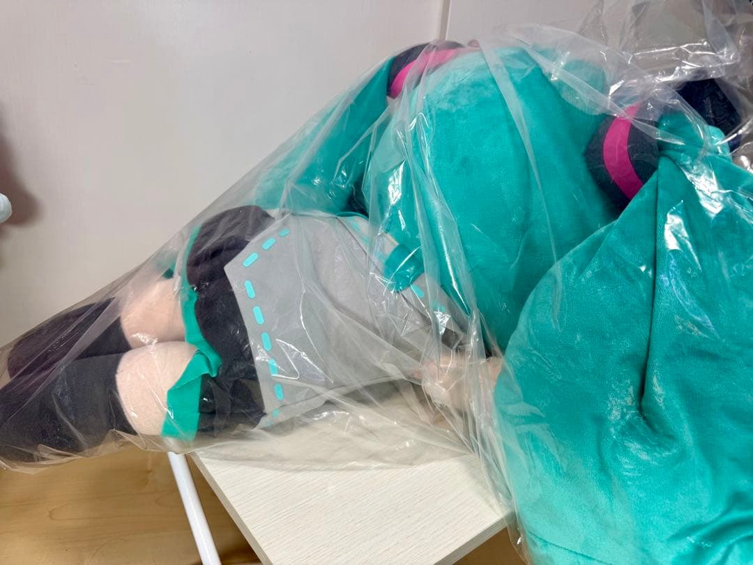 初音ミク 寝そべり特大ぬいぐるみ 新品未開封