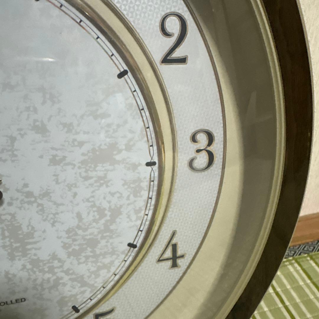 リズム スモールワールド 掛け時計 パルタージュ 4MN470RA からくり時計