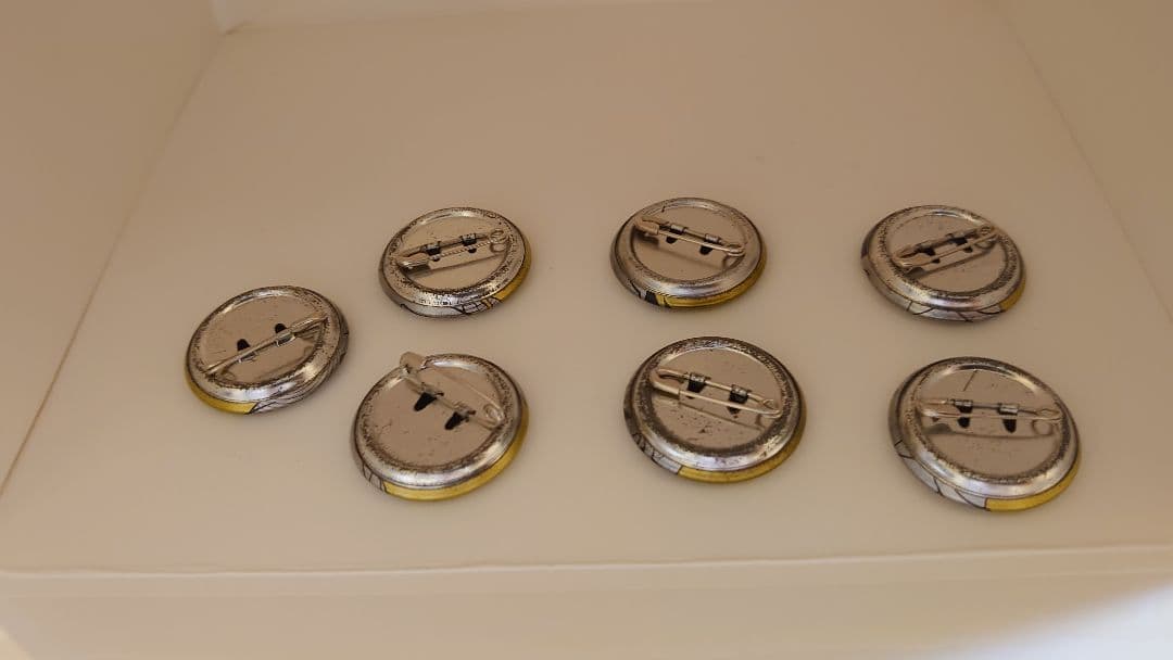 貴重!!】ハイスクール!奇面組 フィギュア 缶バッジ