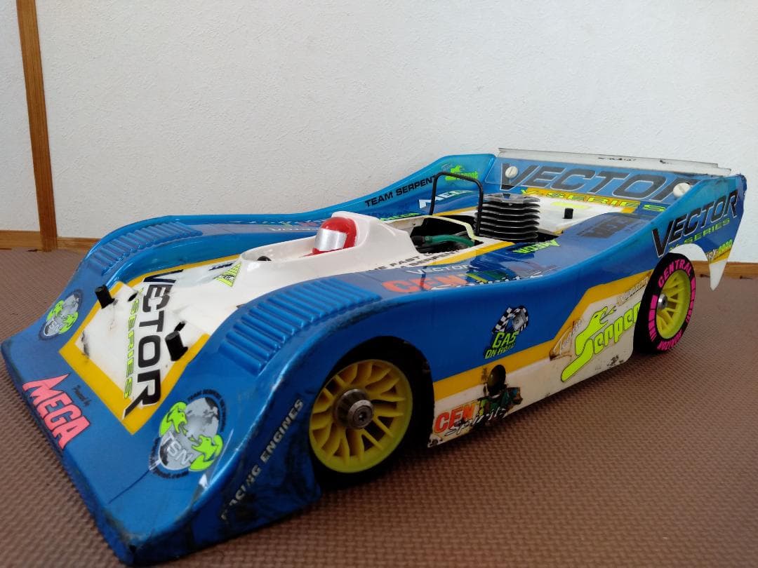 SERPENTサーパント 1/8 VECTORベクター エンジンカー フルセット