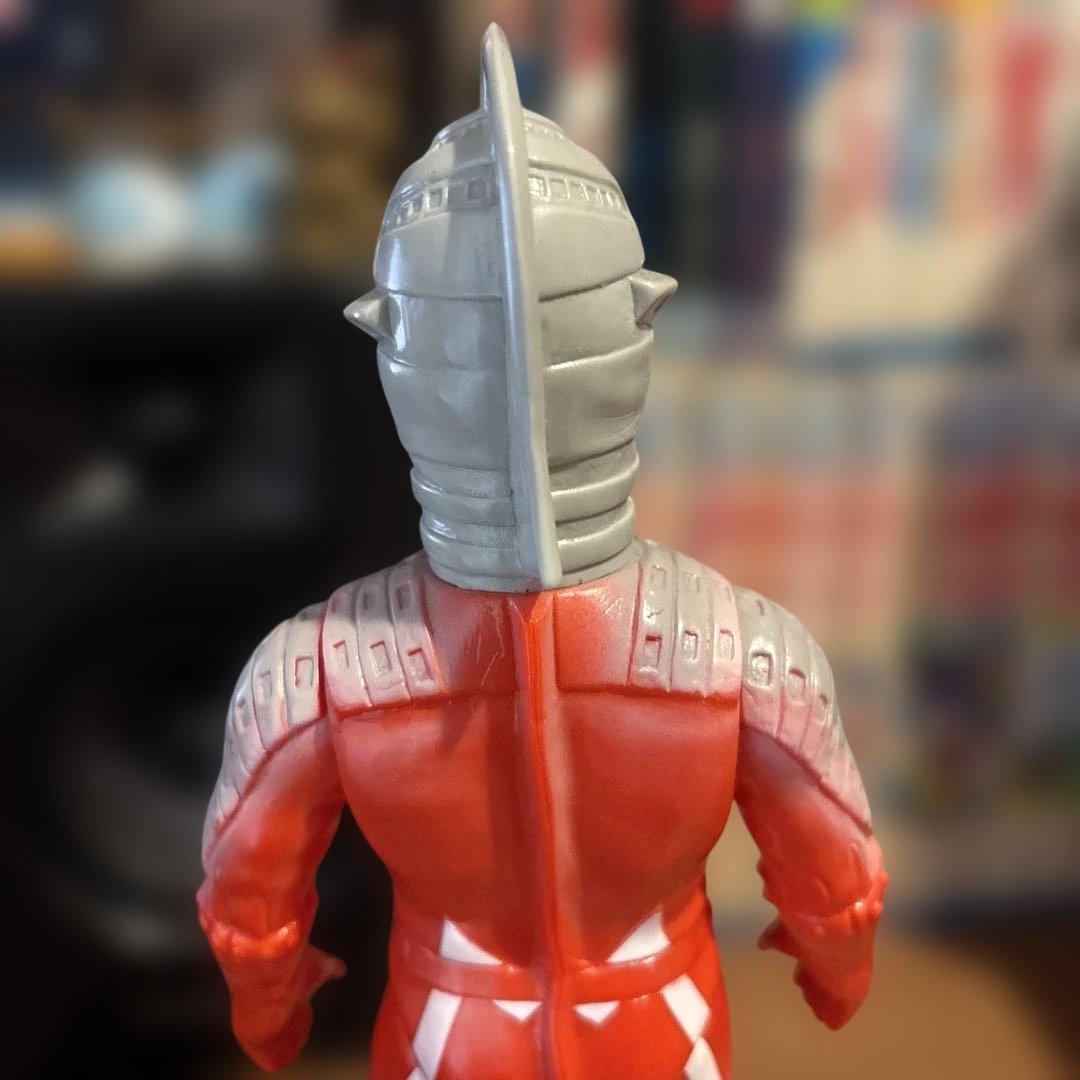 ニセウルトラセブン ソフビ べアモデル