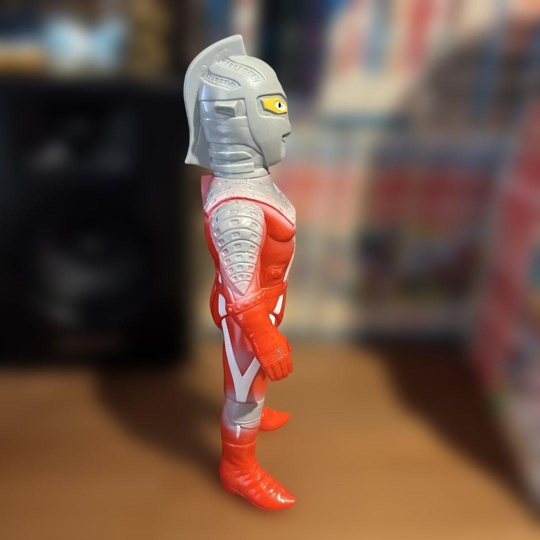 ニセウルトラセブン ソフビ べアモデル