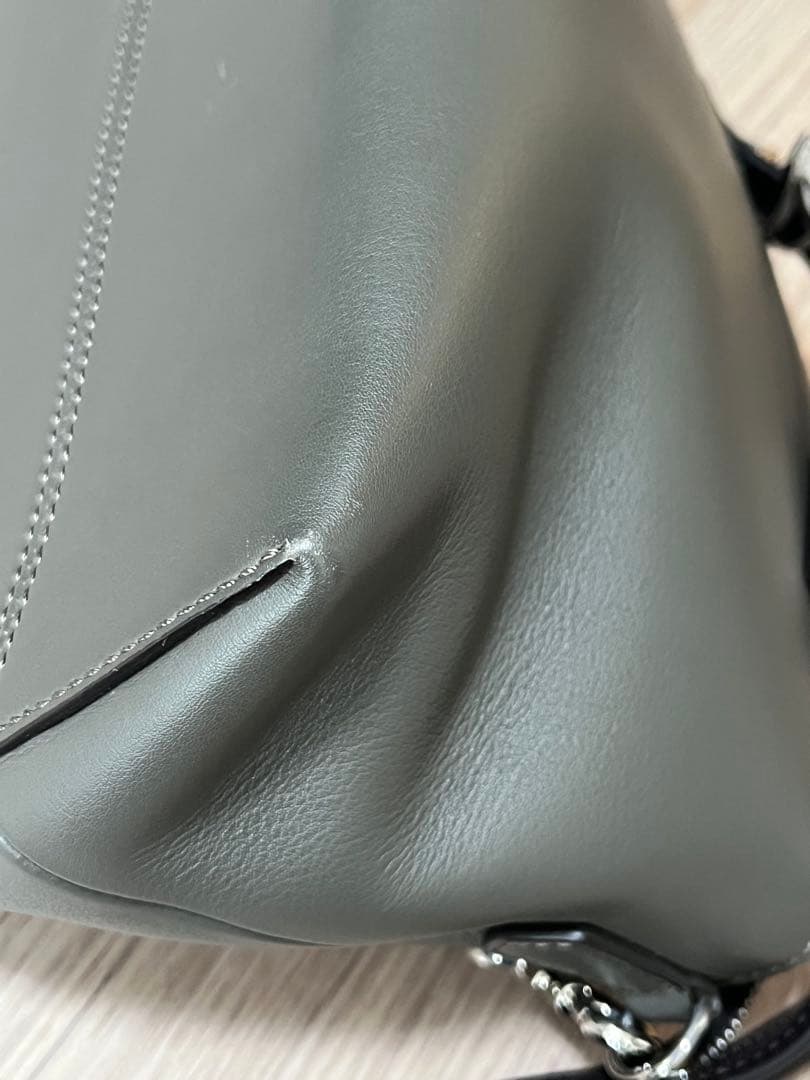 FENDI フェンディ　バイザウェイ　ダークグレー　ミディアム