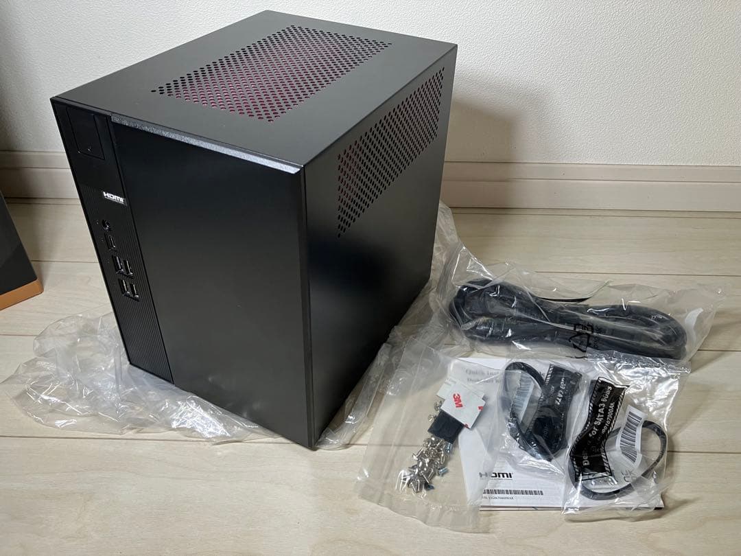 ASRock DeskMeet B660/B/BB/BOX/JP ベアボーン