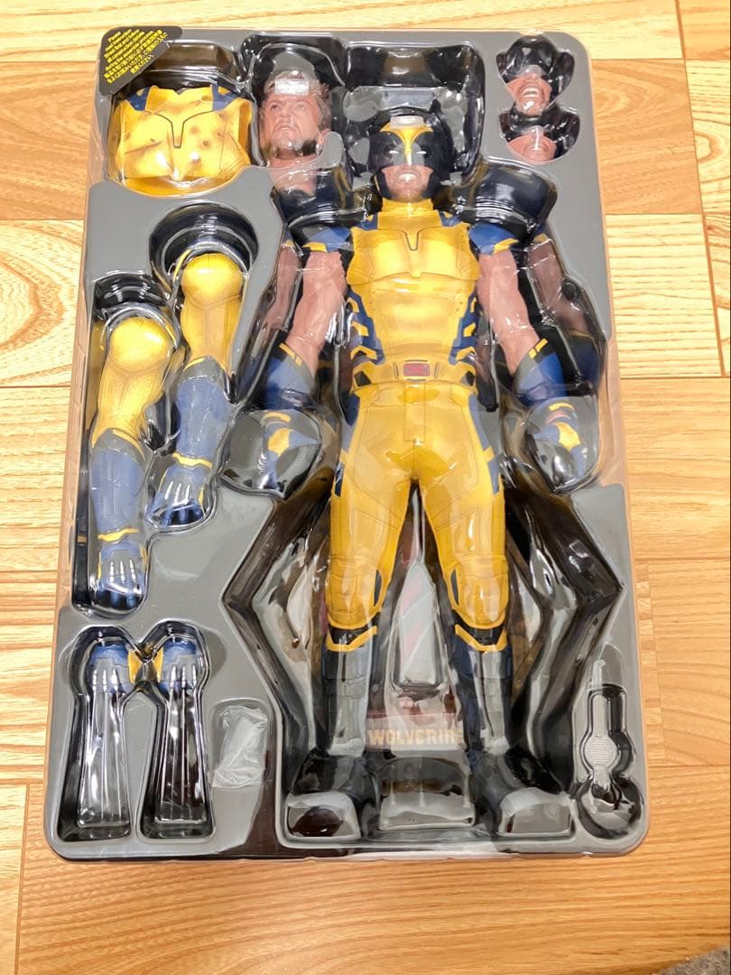 ホットトイズ ウルヴァリン［ボーナスアクセサリー付き］ - メルカリ