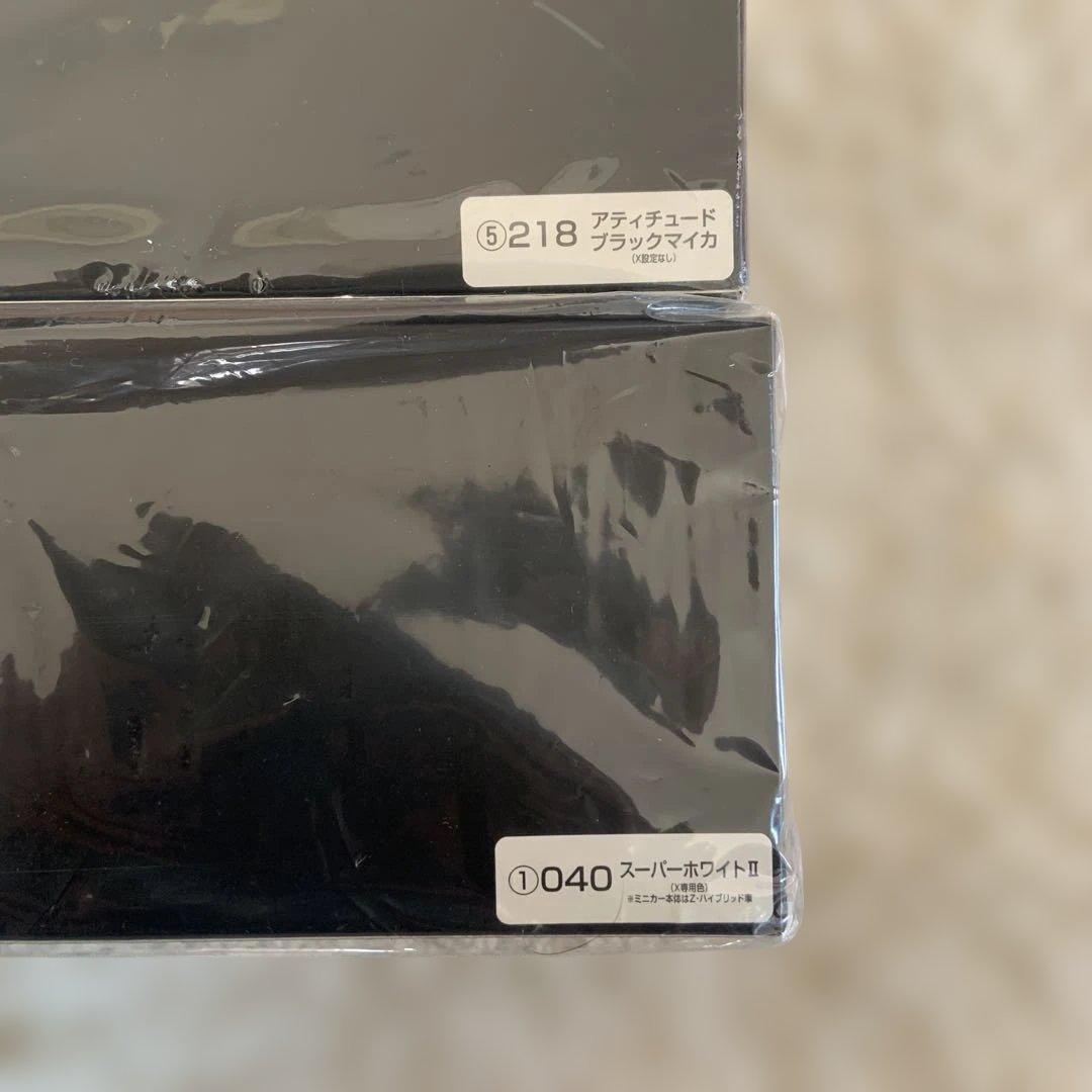 トヨタ プリウス ミニカー 1/30スケール　2点セット