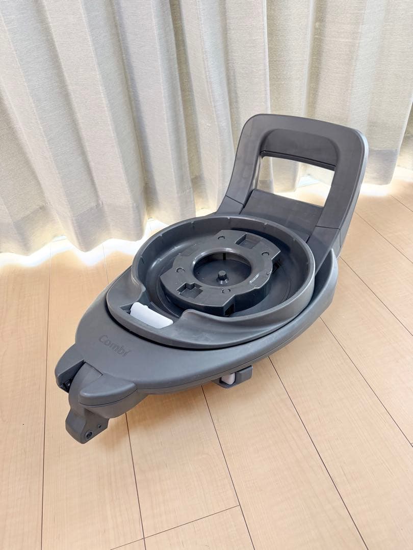 combi コンビ THE S のせかえベース チャイルドシートISOFIX
