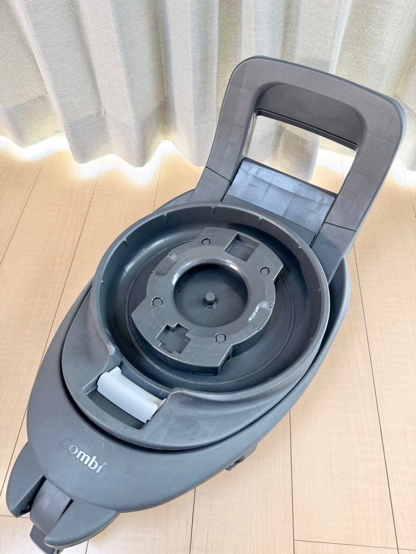 combi コンビ THE S のせかえベース チャイルドシートISOFIX