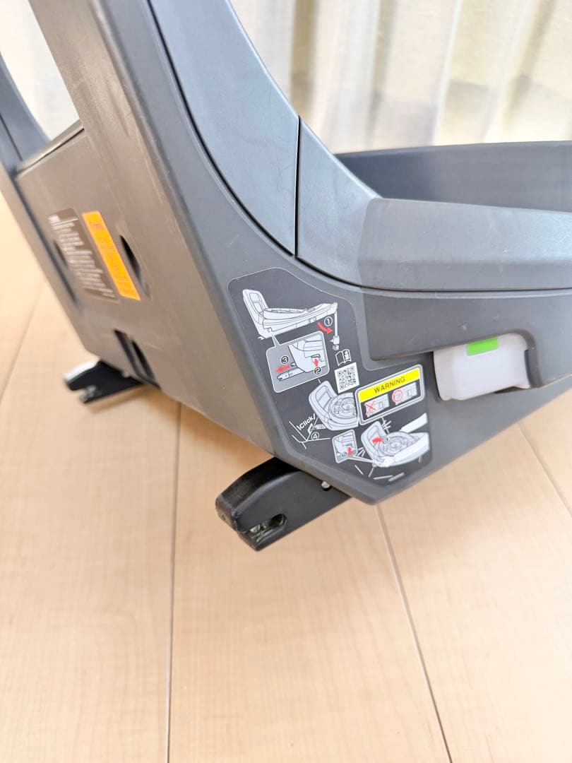 combi コンビ THE S のせかえベース チャイルドシートISOFIX