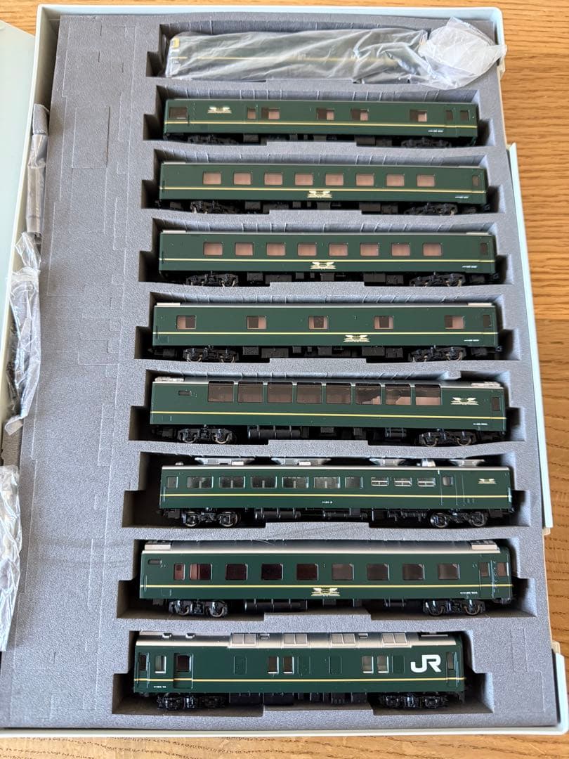 TOMIX98955 EF81＋24系 特別なトワイライトエクスプレス　室内灯付