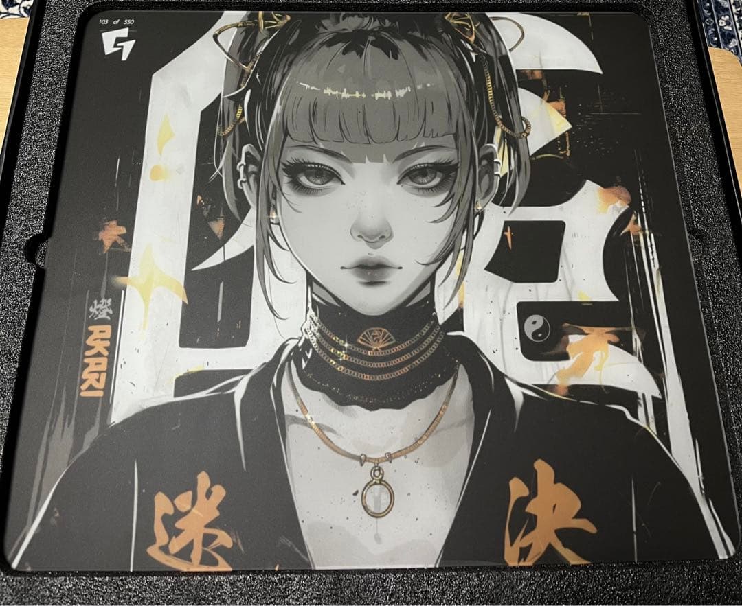 新品GLSSWRKS Akari 日本限定版ガラスマウスパッドNo.776