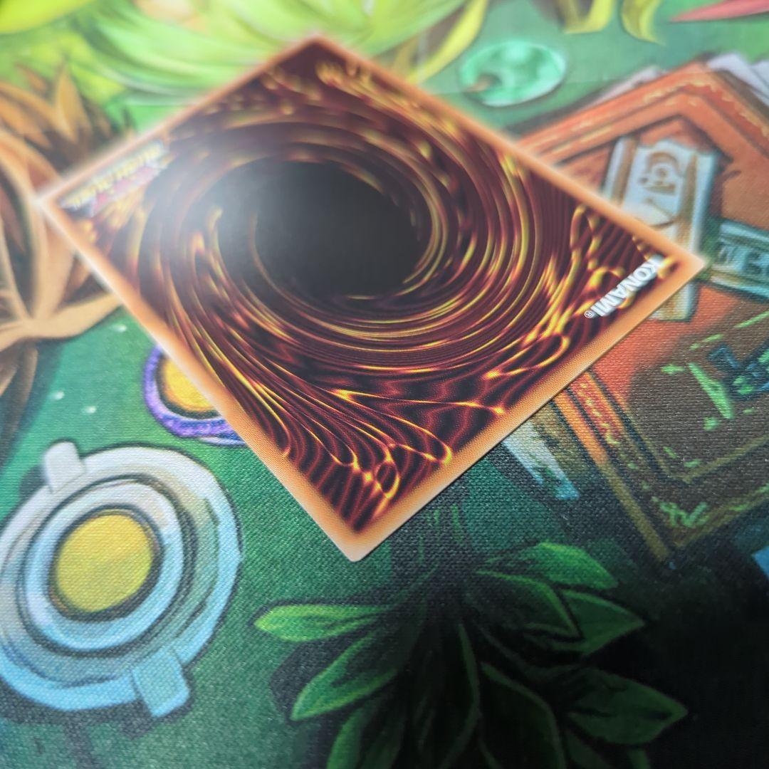 ネクメイドルーカー オーバーラッシュ 絵違い