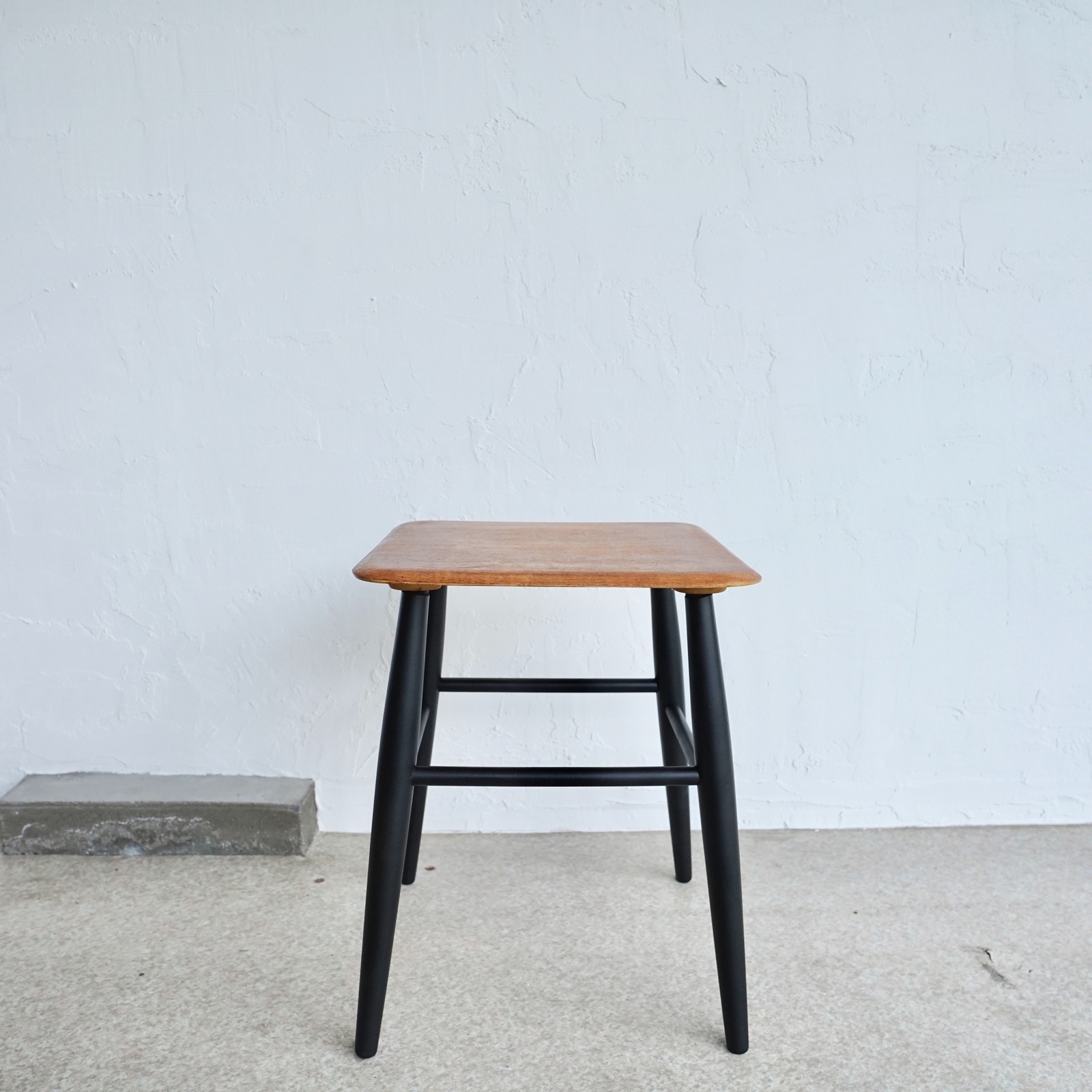 ファネットスツール/北欧ヴィンテージ/イルマリ・タピオヴァーラ