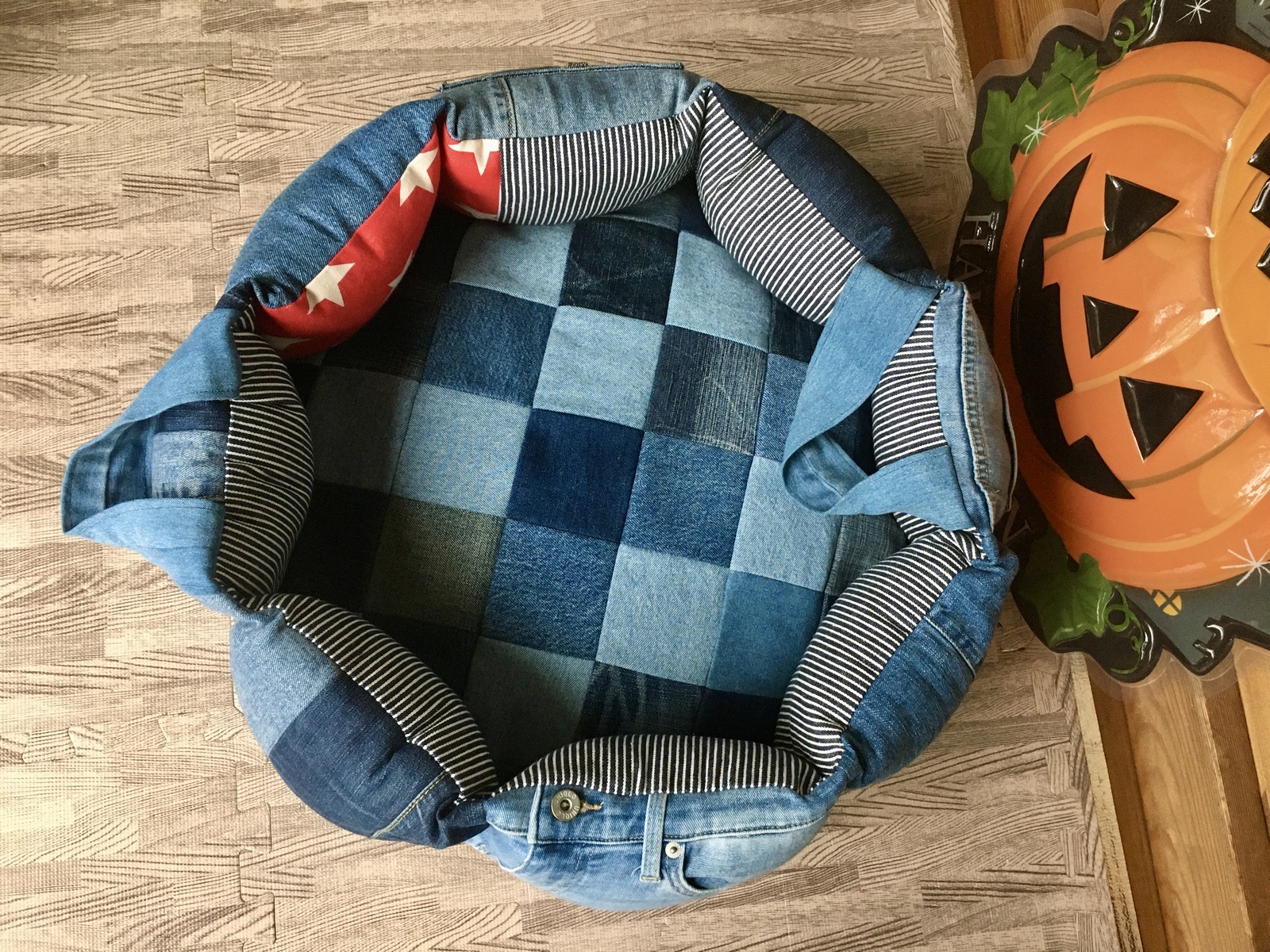 ペット ベッド ベット ドライブベッド デニムリメイク - Baby Angels