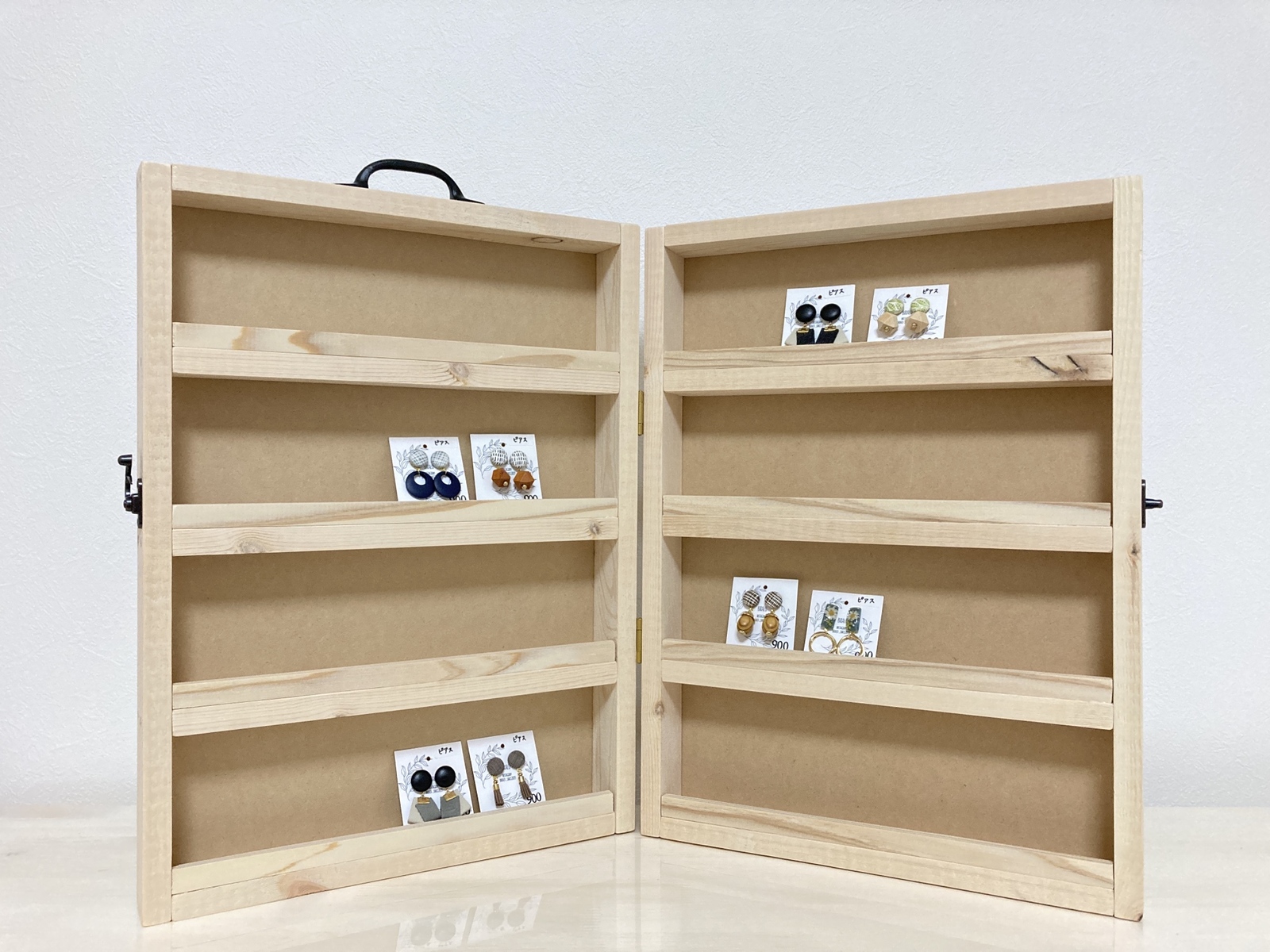 送料込み] マルシェなどに☺︎ハンドメイドの4段トランク型什器