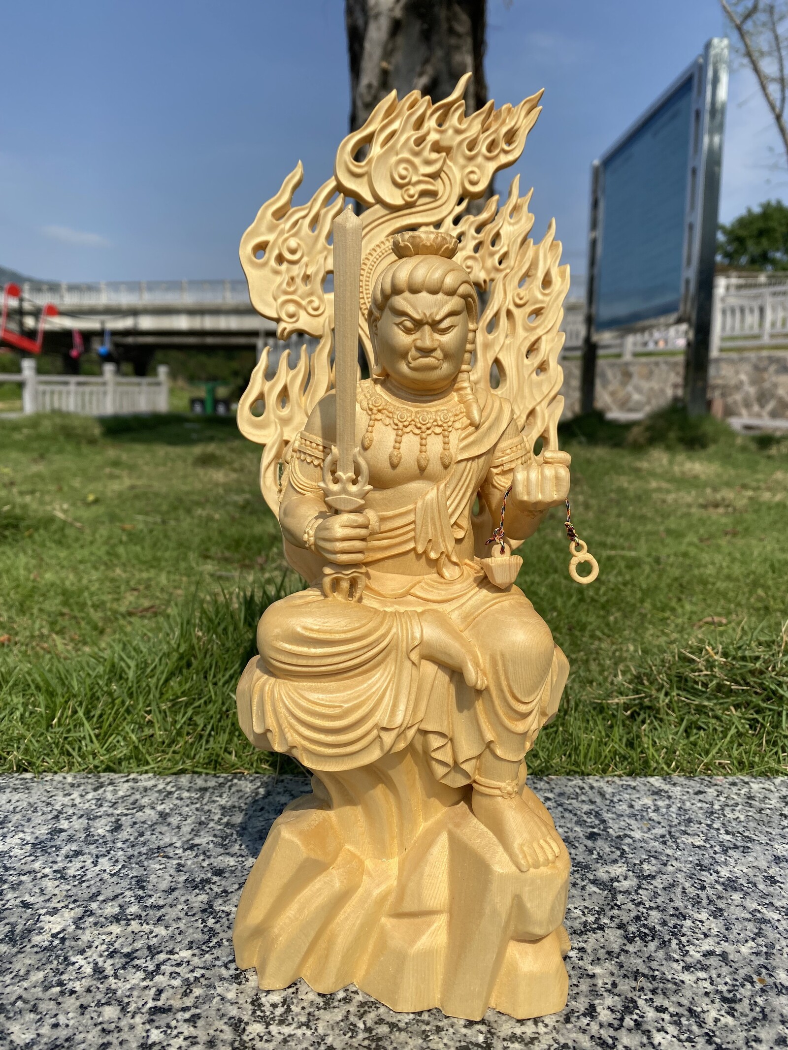 不動明王 置物 開運 仏像 石の彫刻 工芸品極細工 美術品 風水